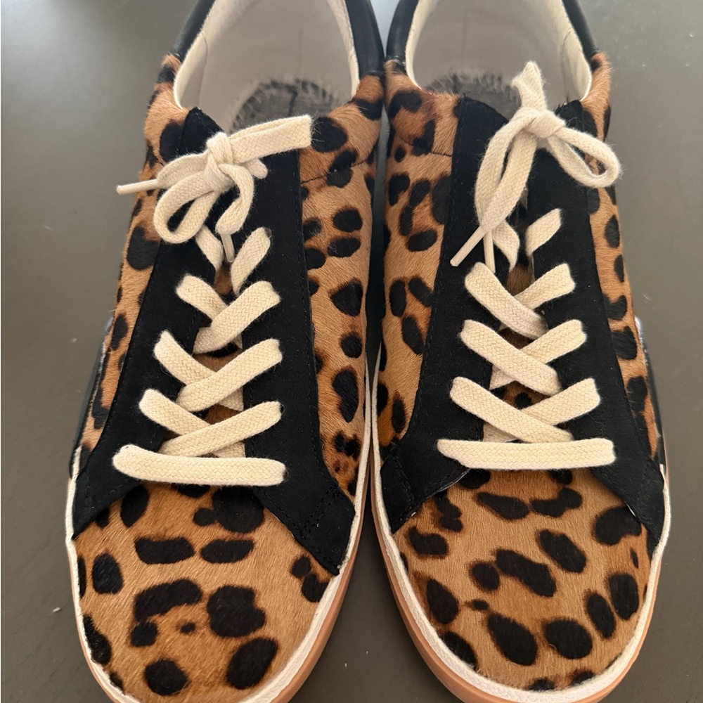 Dolce Vita Leopard Print Sneakers Calf Hair Size 10 never worn